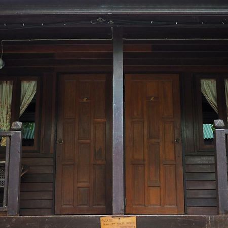 Baan Kong Homestay Phra Nakhon Si Ayutthaya Ngoại thất bức ảnh