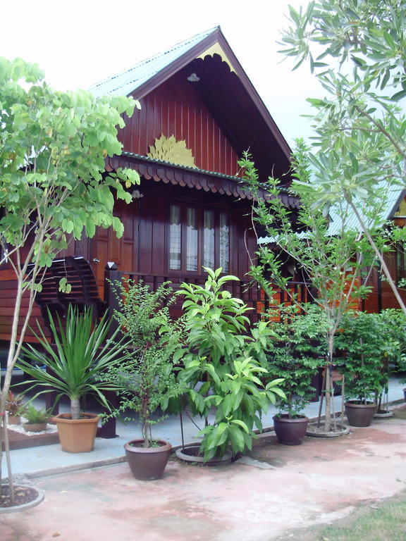 Baan Kong Homestay Phra Nakhon Si Ayutthaya Phòng bức ảnh