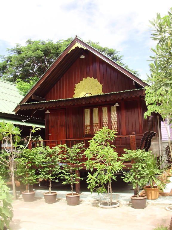 Baan Kong Homestay Phra Nakhon Si Ayutthaya Phòng bức ảnh